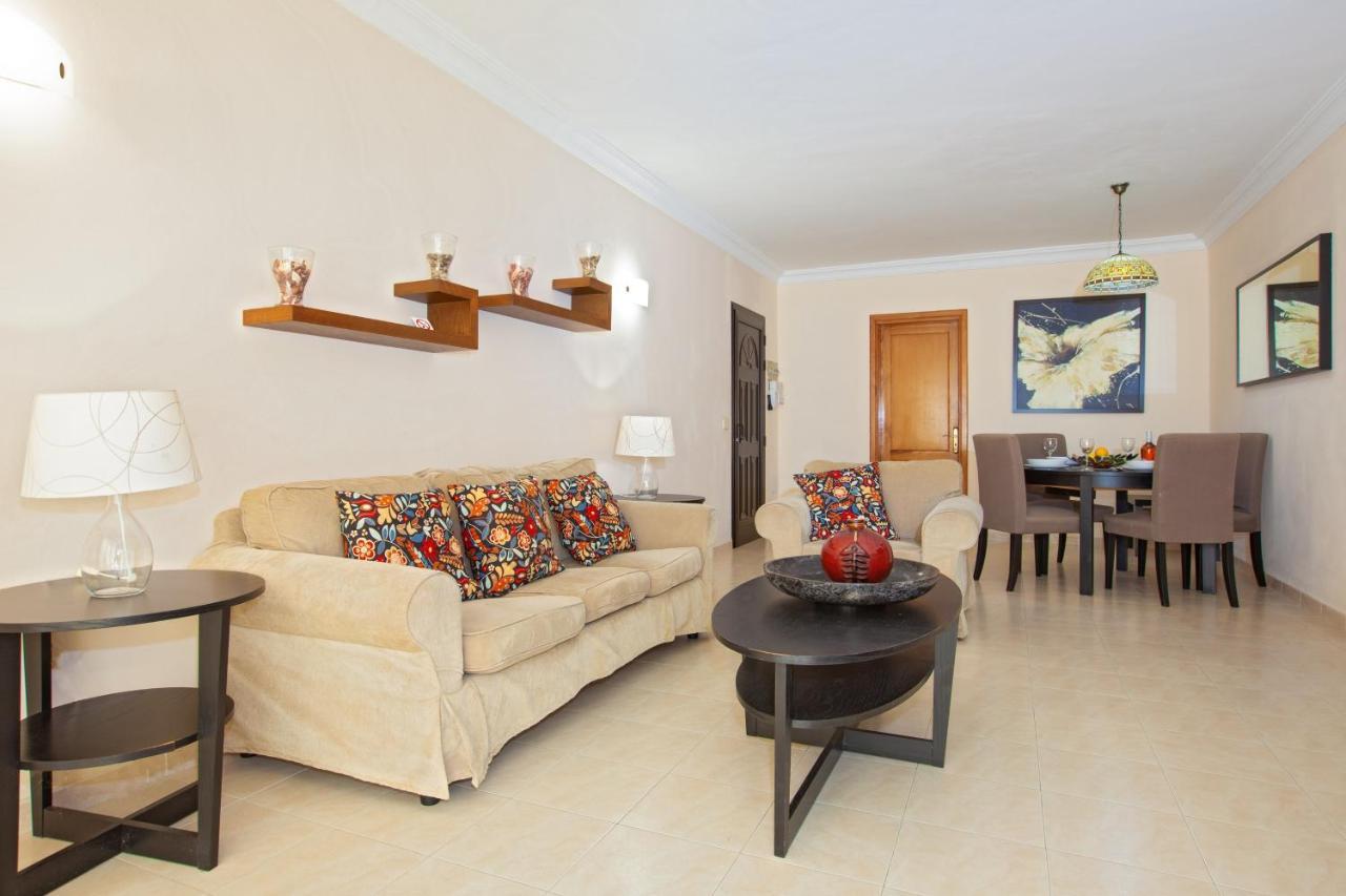 Caleton Blanco, Puerto Del Carmen